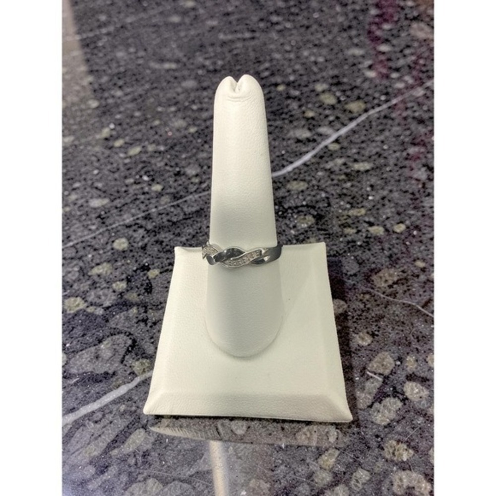 Sterling Silver Moissanite Diamond Infinity Crossover Band Ring Size 9.25‎